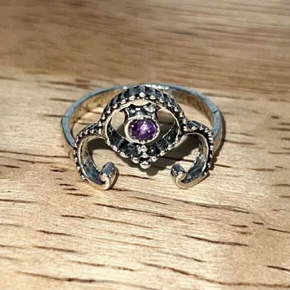 Studded Texture Embracing Lilac Purple Rhinestone Ring, Antiqued Silver Tone 8.5 - Picture 2 of 5